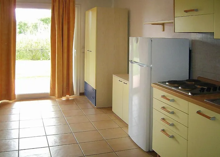 Spacious Corsica Stay For 8 Near Beach * Ghisonaccia