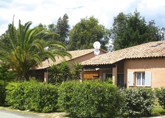 Appartement Spacious Corsica Stay For 8 Near Beach *