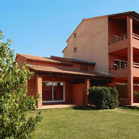 Apartment Spacious Corsica For 8 Near