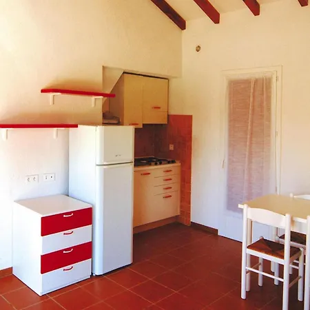 Apartment Spacious Corsica For 8 Near *