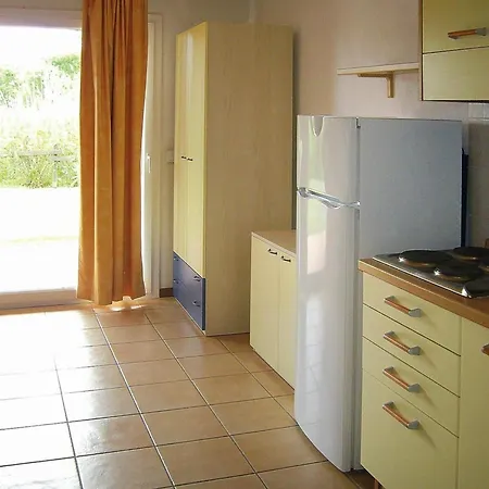 Spacious Corsica For 8 Near Apartment Ghisonaccia