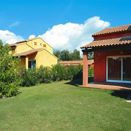 Spacious Corsica For 8 Near Apartment