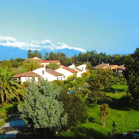 Spacious Corsica For 8 Near Apartment *