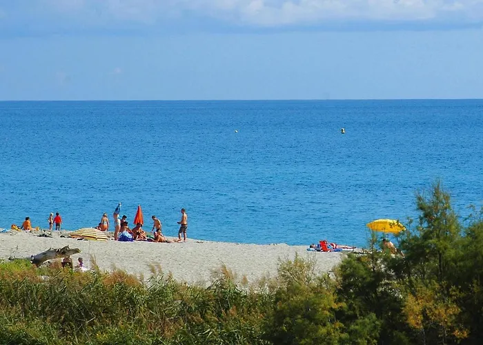 Résidence Marina Corsa, Ghisonaccia, Apt with balcony or small garden * Ghisonaccia